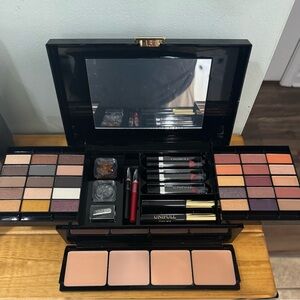 UNIF Women Eyeshadow & Face Palette — Neutrals, Gold, Purple, Pink